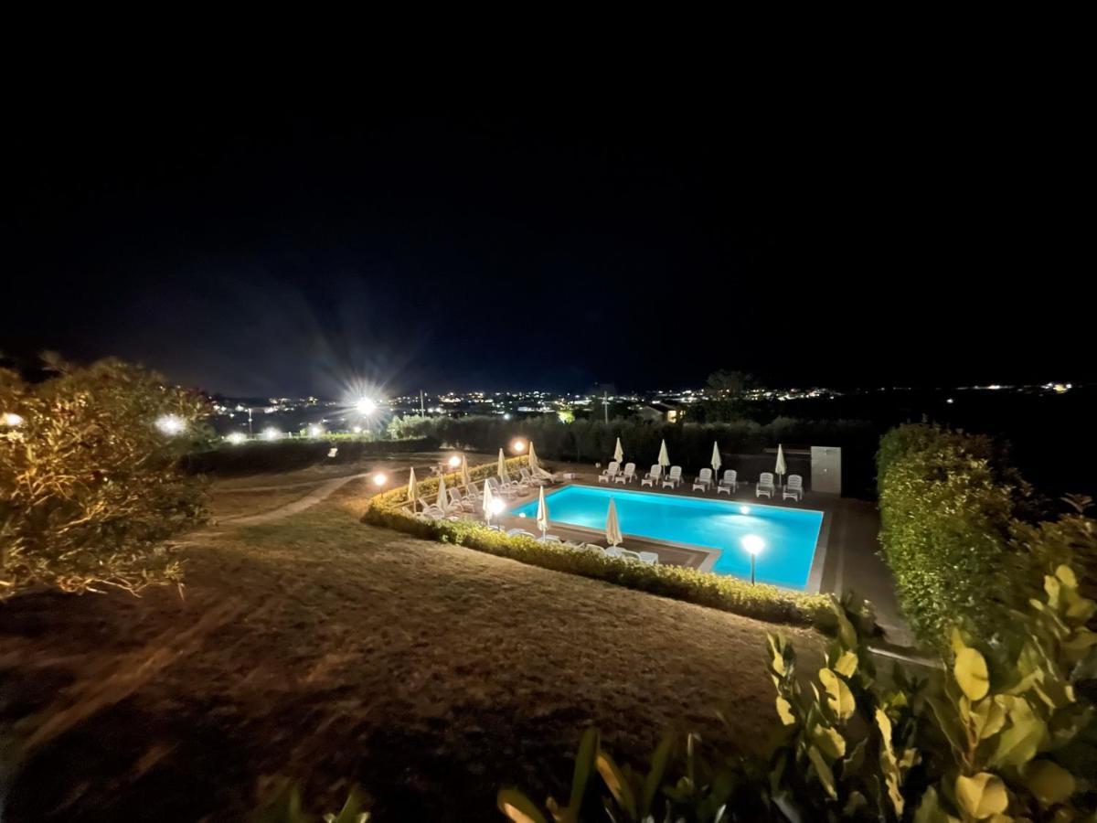 Vigneto - Italian Restaurant & B&B Villa Rosa Di Martinsicuro Exterior foto